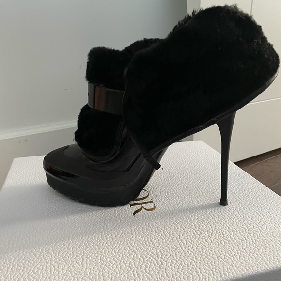 Burberry ankle boots - Picture 2 of 6